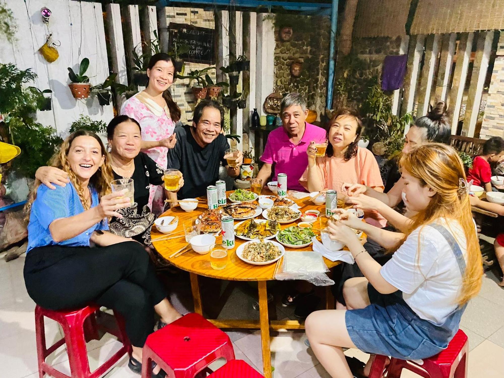 Golden Lantern Tam Thanh Homestay Tam Kỳ Eksteriør bilde