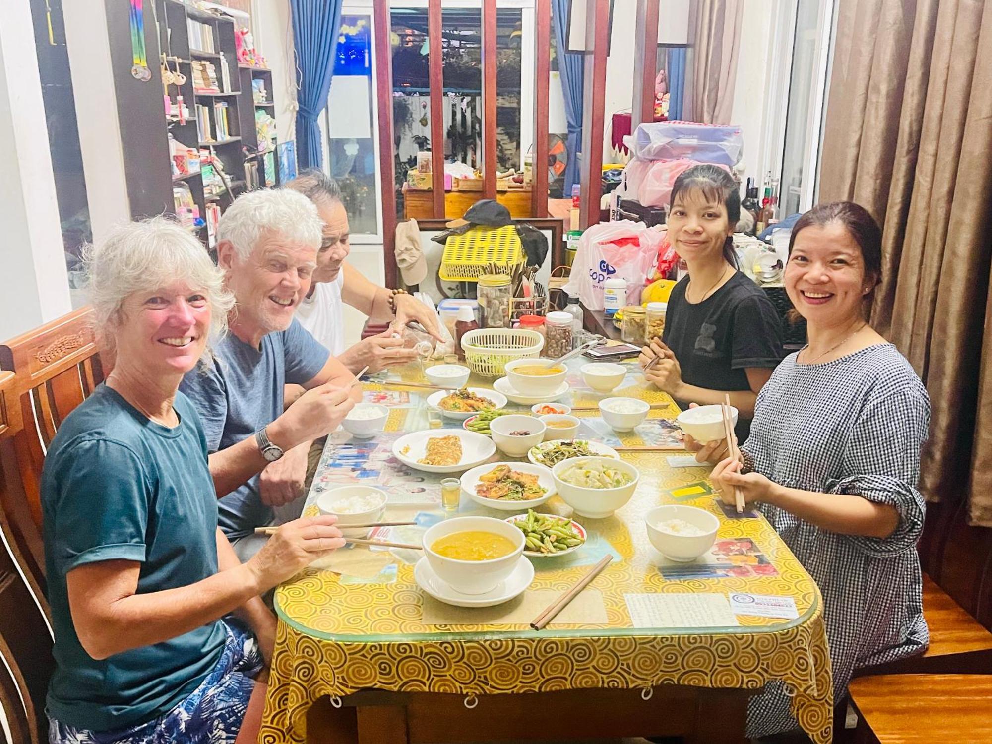 Golden Lantern Tam Thanh Homestay Tam Kỳ Eksteriør bilde